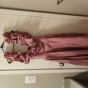 Vintage.Retro.Off shoulders ruffle. Long dress.  dress size M